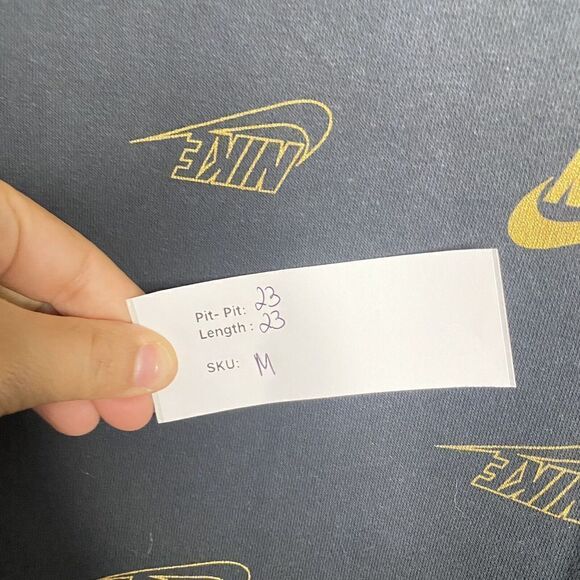 NIKE SPORTSWEAR WOMEN SHINE Small CREW SWEATSHIRT BLACK/METALLIC GOLD - Picture 5 of 9